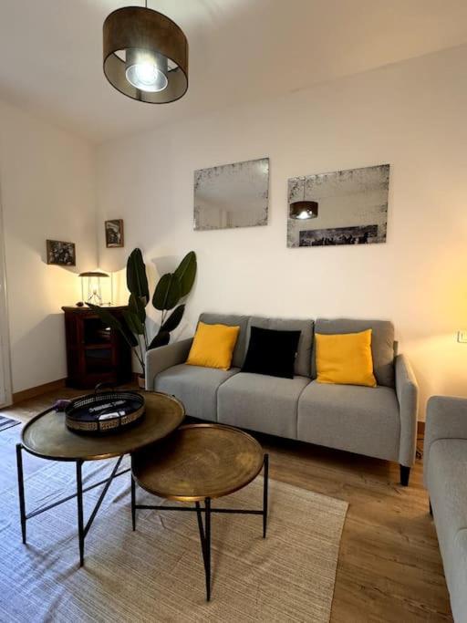 Nouveau - Appartement 100M2 Avec Terrasse A 1 Min De La Place De La Comedie Montpellier Extérieur photo