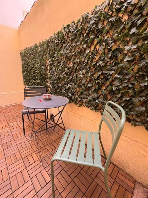 Nouveau - Appartement 100M2 Avec Terrasse A 1 Min De La Place De La Comedie Montpellier Extérieur photo